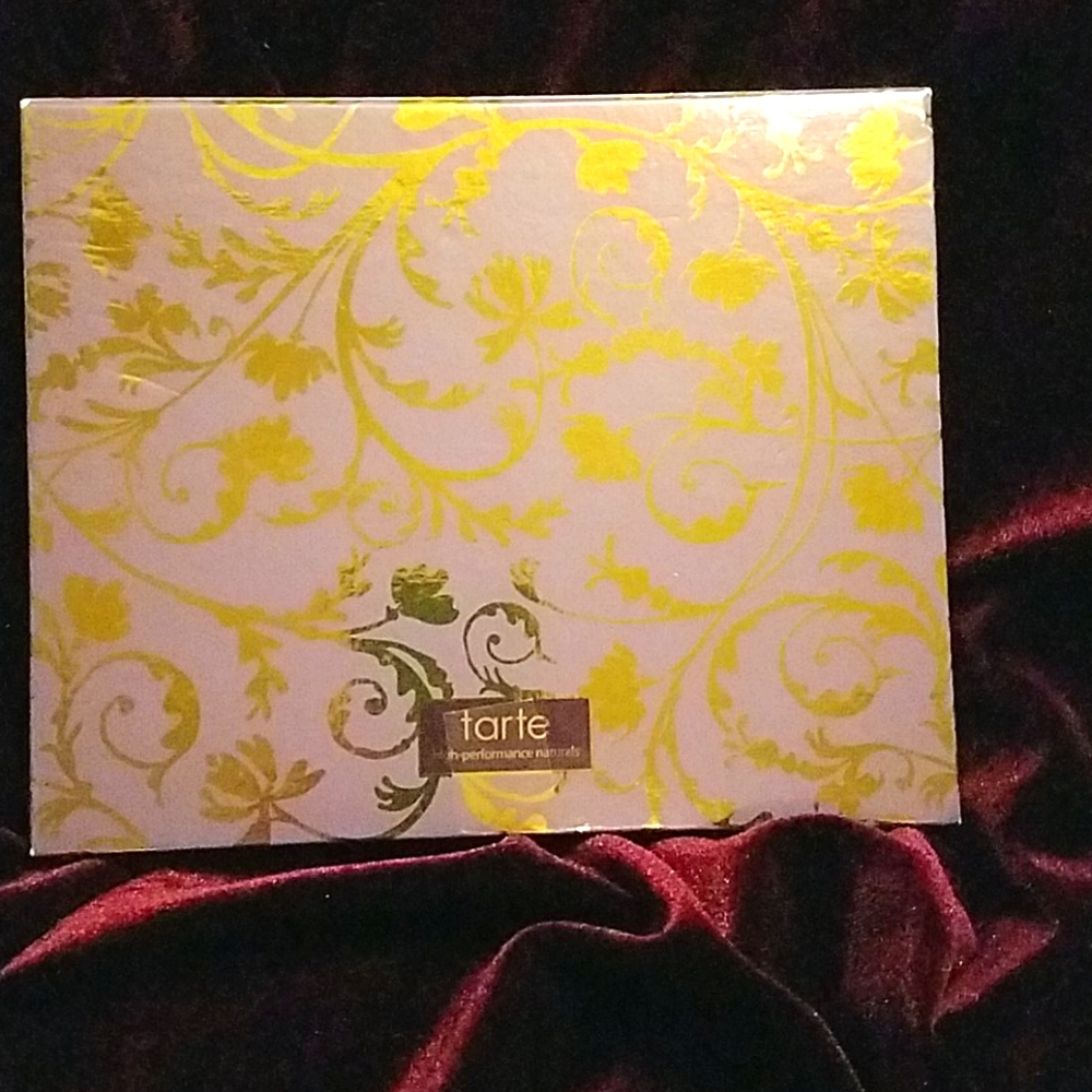 Tarte Amazonian Clay Eyeshadow Palette